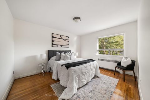 Photo 16 at 495 St Johns Road, Lambton Baby Point, Toronto