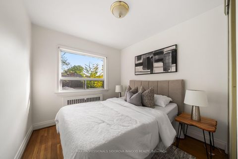 Photo 18 at 495 St Johns Road, Lambton Baby Point, Toronto