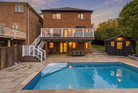 Photo 42 at 61 Barnwood Drive, Oak Ridges Lake Wilcox, Richmond Hill