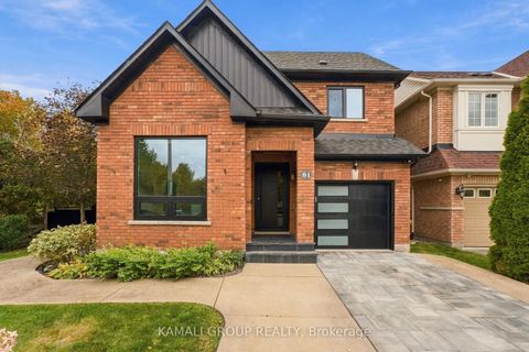 Photo 45 at 61 Barnwood Drive, Oak Ridges Lake Wilcox, Richmond Hill