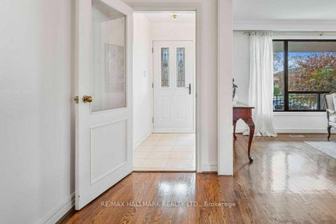 Photo 5 at 12 Tammy Lane, Clairville, Toronto
