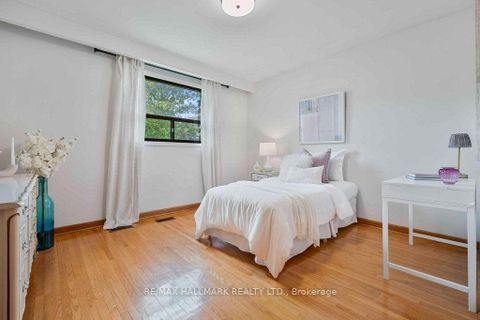 Photo 26 at 12 Tammy Lane, Clairville, Toronto