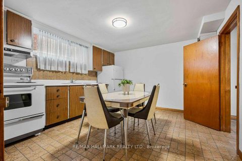 Photo 39 at 12 Tammy Lane, Clairville, Toronto