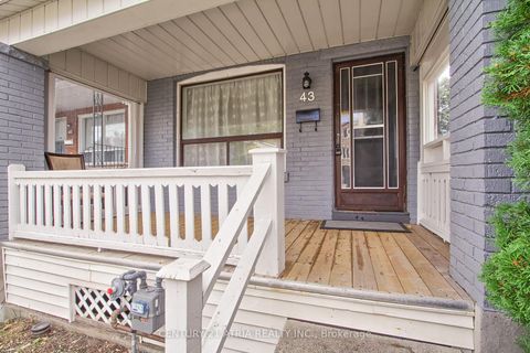 Photo 2 at 43 Torrens Avenue, Broadview North, Toronto