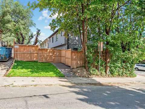 Photo 26 at 1526 Davenport Road, Junction, Toronto