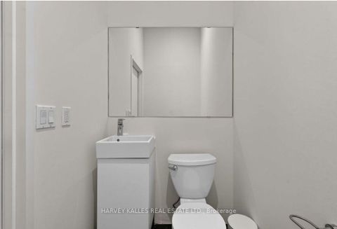 Photo 4 at 1E - 86 Gerrard Street E, Yonge Corridor, Toronto