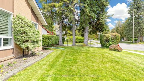 Photo 2 at 43 Seaton Drive, Aurora Highlands, Aurora