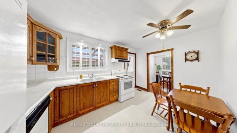Photo 13 at 43 Seaton Drive, Aurora Highlands, Aurora