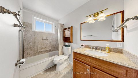 Photo 25 at 43 Seaton Drive, Aurora Highlands, Aurora