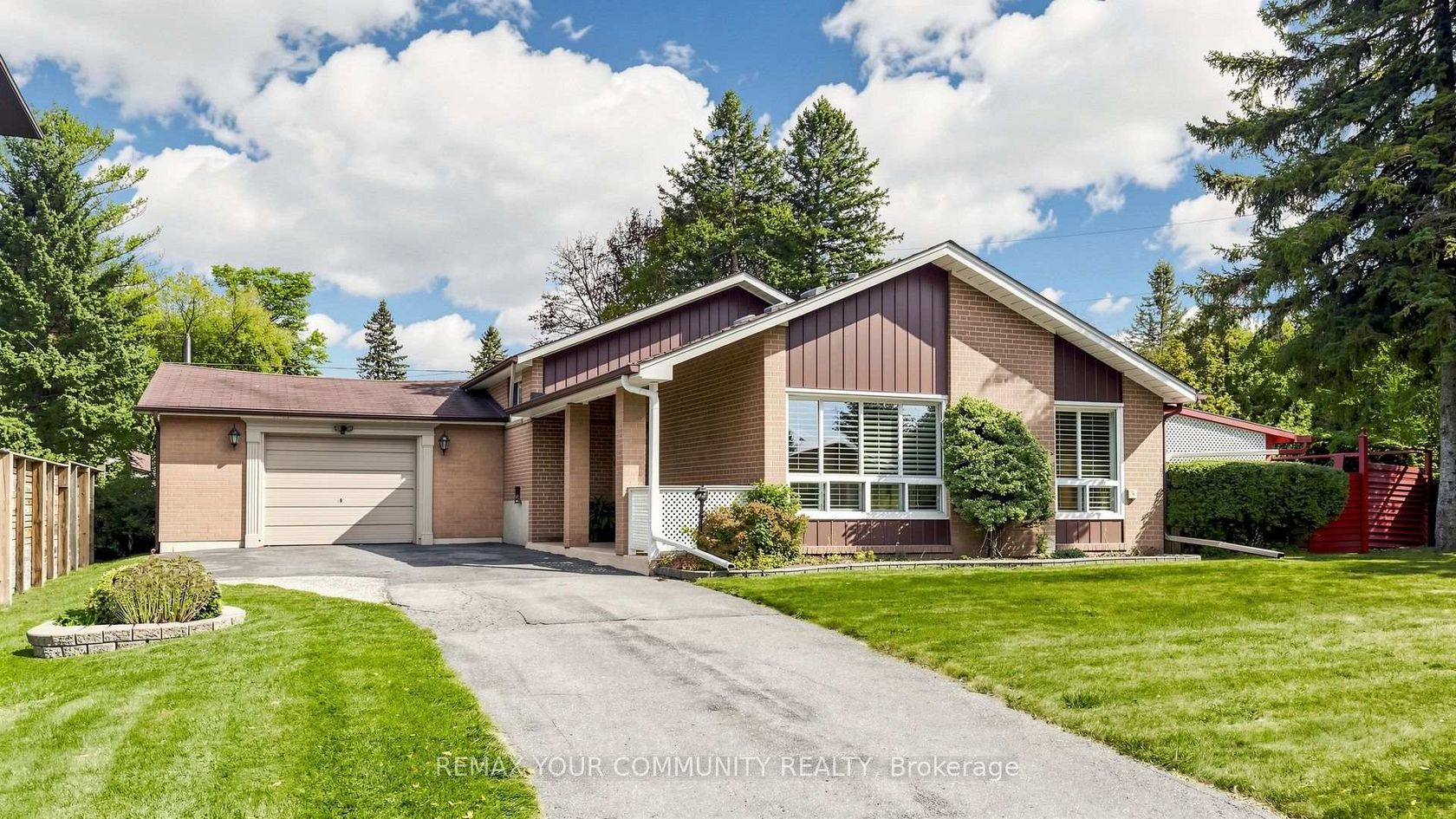 43 Seaton Drive, Aurora Highlands, Aurora photo number 2