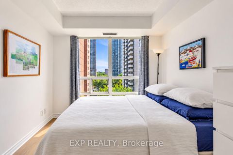 Photo 13 at 709 - 5 Michael Power Place, City Centre West, Toronto
