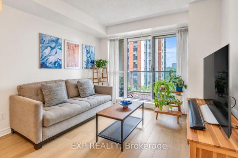Photo 15 at 709 - 5 Michael Power Place, City Centre West, Toronto