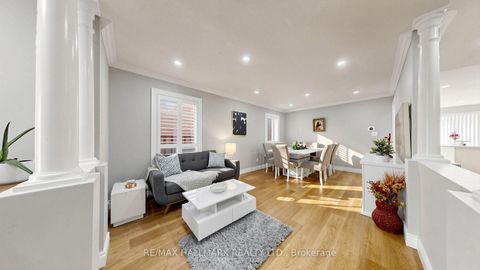 Photo 3 at 336 St Joan of Arc Avenue, Maple, Vaughan