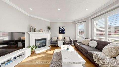 Photo 5 at 336 St Joan of Arc Avenue, Maple, Vaughan