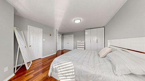 Photo 18 at 336 St Joan of Arc Avenue, Maple, Vaughan