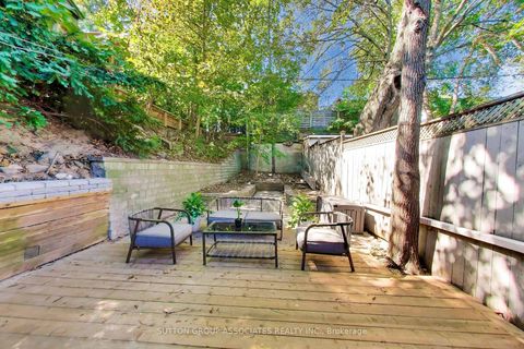 Photo 12 at 4 Bellhaven Road, Woodbine Corridor, Toronto
