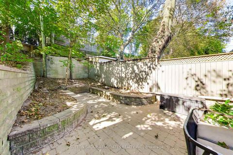 Photo 13 at 4 Bellhaven Road, Woodbine Corridor, Toronto