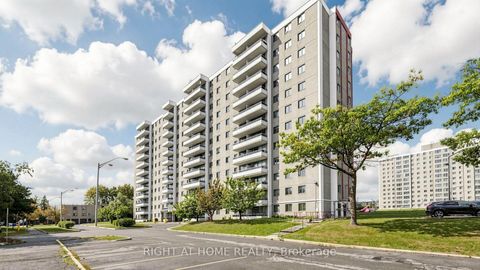 Photo 3 at 904 - 100 Lotherton Pathway, Glen Park, Toronto
