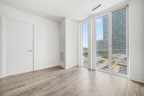 Photo 9 at 806 - 138 Downes Street, Waterfront Communities C8, Toronto