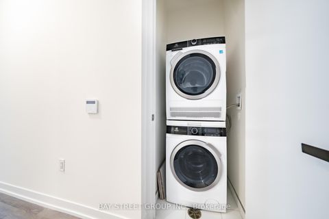 Photo 14 at 806 - 138 Downes Street, Waterfront Communities C8, Toronto