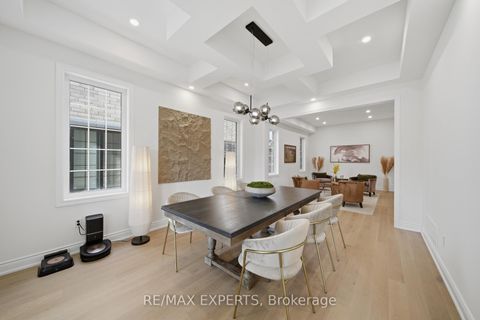 Photo 7 at 211 Stormont Trail, Vellore Village, Vaughan
