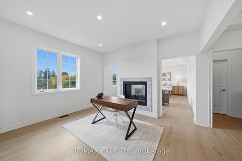Photo 25 at 211 Stormont Trail, Vellore Village, Vaughan