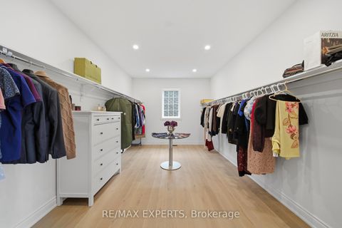 Photo 32 at 211 Stormont Trail, Vellore Village, Vaughan