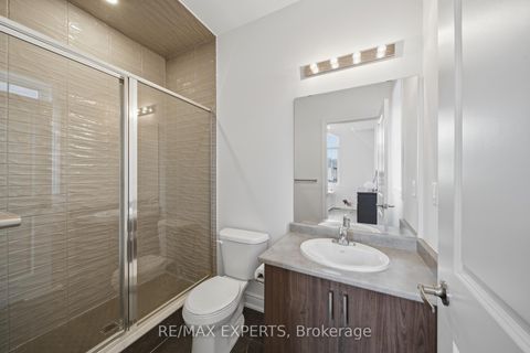 Photo 34 at 211 Stormont Trail, Vellore Village, Vaughan