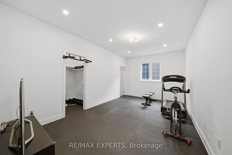 Photo 39 at 211 Stormont Trail, Vellore Village, Vaughan