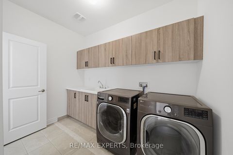 Photo 41 at 211 Stormont Trail, Vellore Village, Vaughan