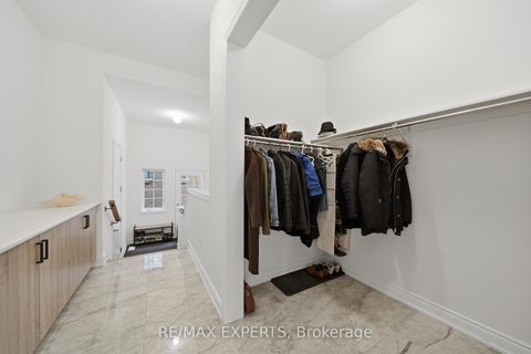 Photo 42 at 211 Stormont Trail, Vellore Village, Vaughan