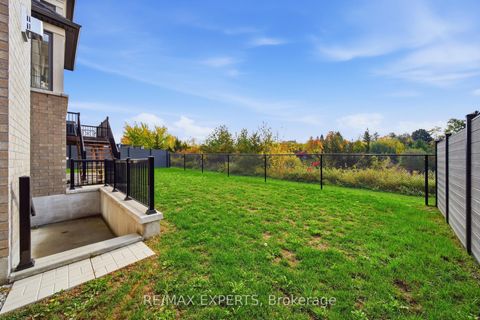 Photo 47 at 211 Stormont Trail, Vellore Village, Vaughan