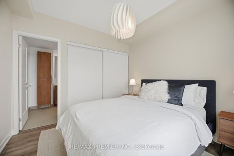 Photo 18 at 610 - 1787 St. Clair Avenue W, Pellam Park, Toronto