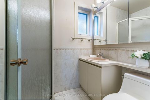 Photo 15 at 220 Edenbridge Drive, Humber Valley, Toronto