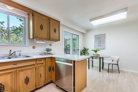 Photo 9 at 213 The Kingsway, Humber Valley, Toronto