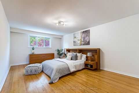 Photo 17 at 213 The Kingsway, Humber Valley, Toronto