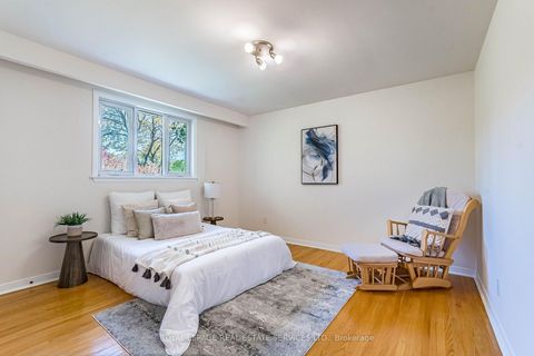 Photo 20 at 213 The Kingsway, Humber Valley, Toronto