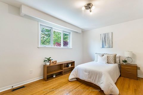 Photo 22 at 213 The Kingsway, Humber Valley, Toronto