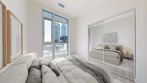 Photo 4 at 912 - 425 Front St East Street, Waterfront Communities C8, Toronto