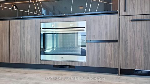 Photo 8 at 912 - 425 Front St East Street, Waterfront Communities C8, Toronto