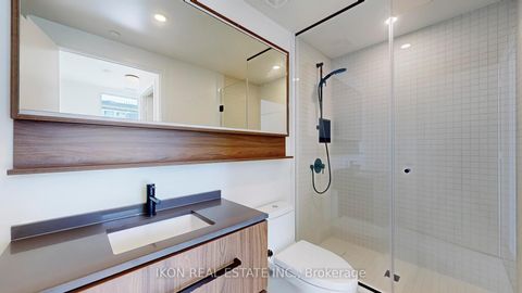 Photo 10 at 912 - 425 Front St East Street, Waterfront Communities C8, Toronto