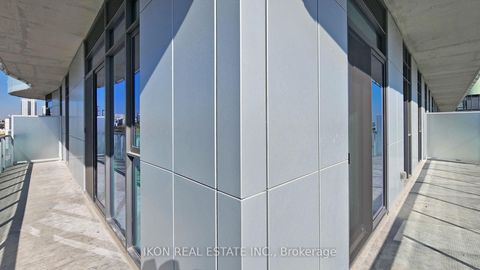 Photo 17 at 912 - 425 Front St East Street, Waterfront Communities C8, Toronto