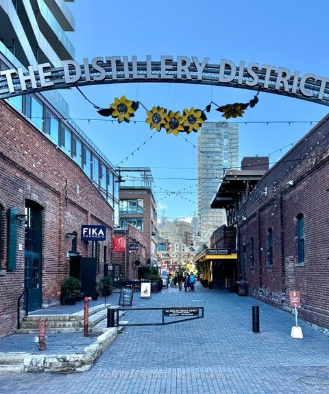 Photo 31 at 912 - 425 Front St East Street, Waterfront Communities C8, Toronto