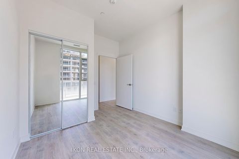 Photo 34 at 912 - 425 Front St East Street, Waterfront Communities C8, Toronto
