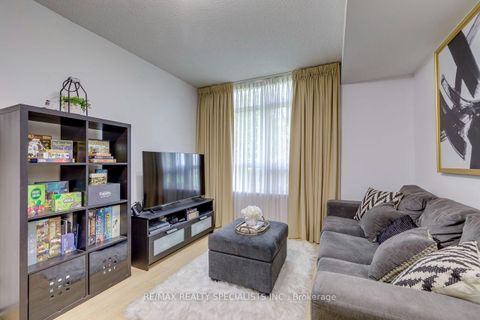 Photo 14 at 103 - 812 Landsdowne Avenue, Junction, Toronto