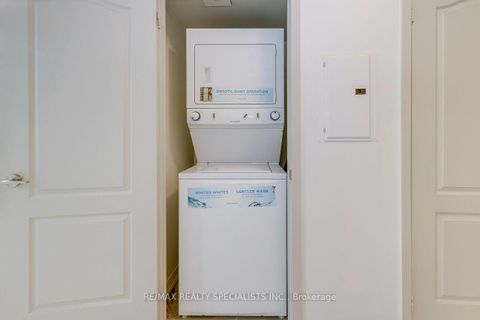 Photo 19 at 103 - 812 Landsdowne Avenue, Junction, Toronto