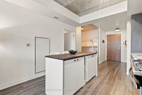 Photo 16 at 622 - 30 Baseball Place, South Riverdale, Toronto