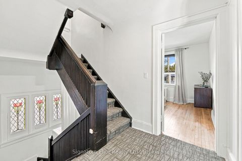 Photo 16 at 272 Roncesvalles Avenue, Swansea, Toronto