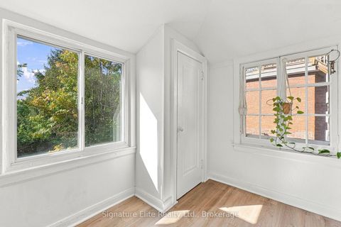 Photo 24 at 272 Roncesvalles Avenue, Swansea, Toronto