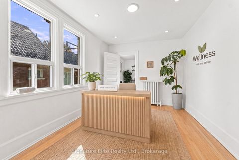 Photo 27 at 272 Roncesvalles Avenue, Swansea, Toronto